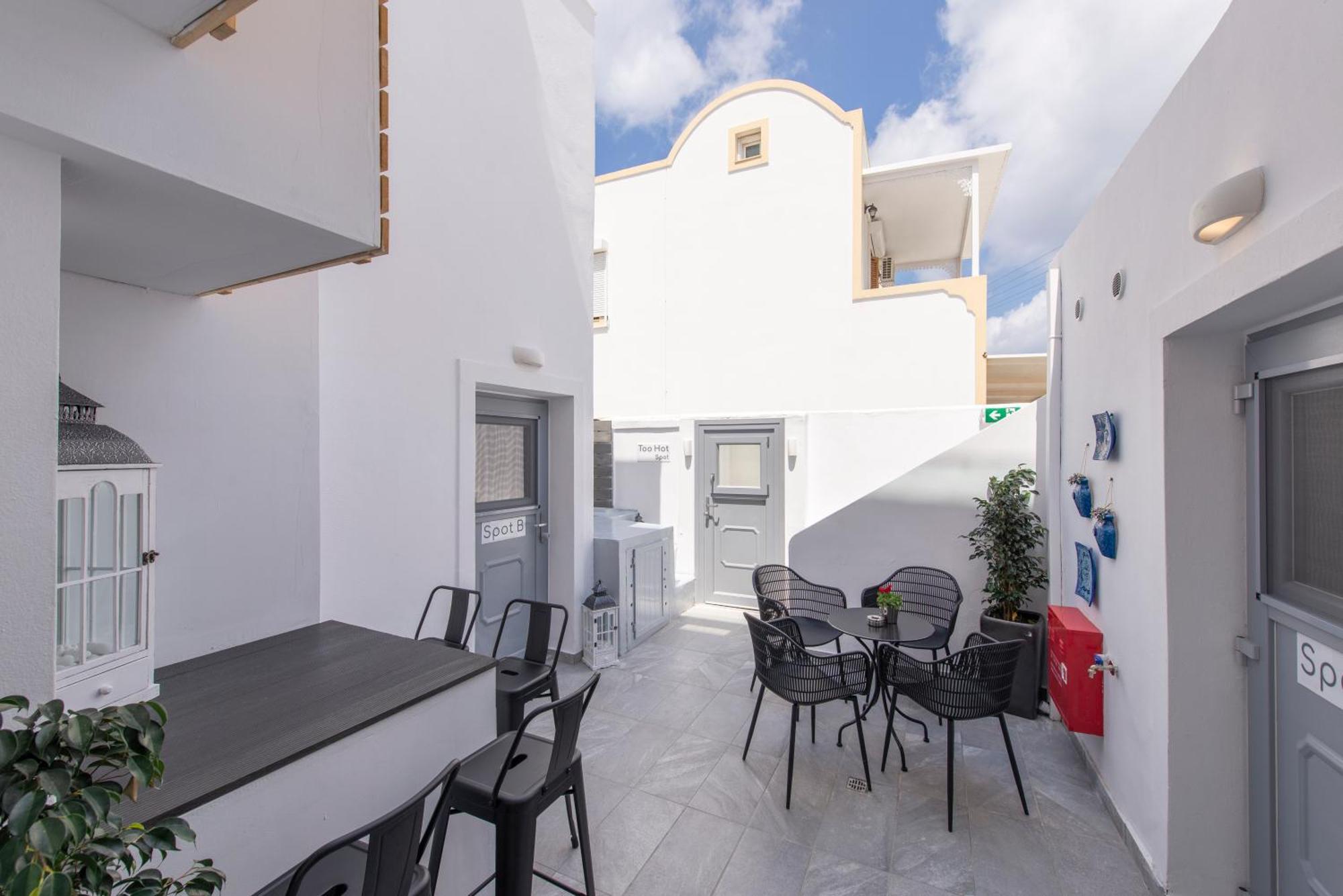 Bedspot Hostel Fira  Exteriér fotografie